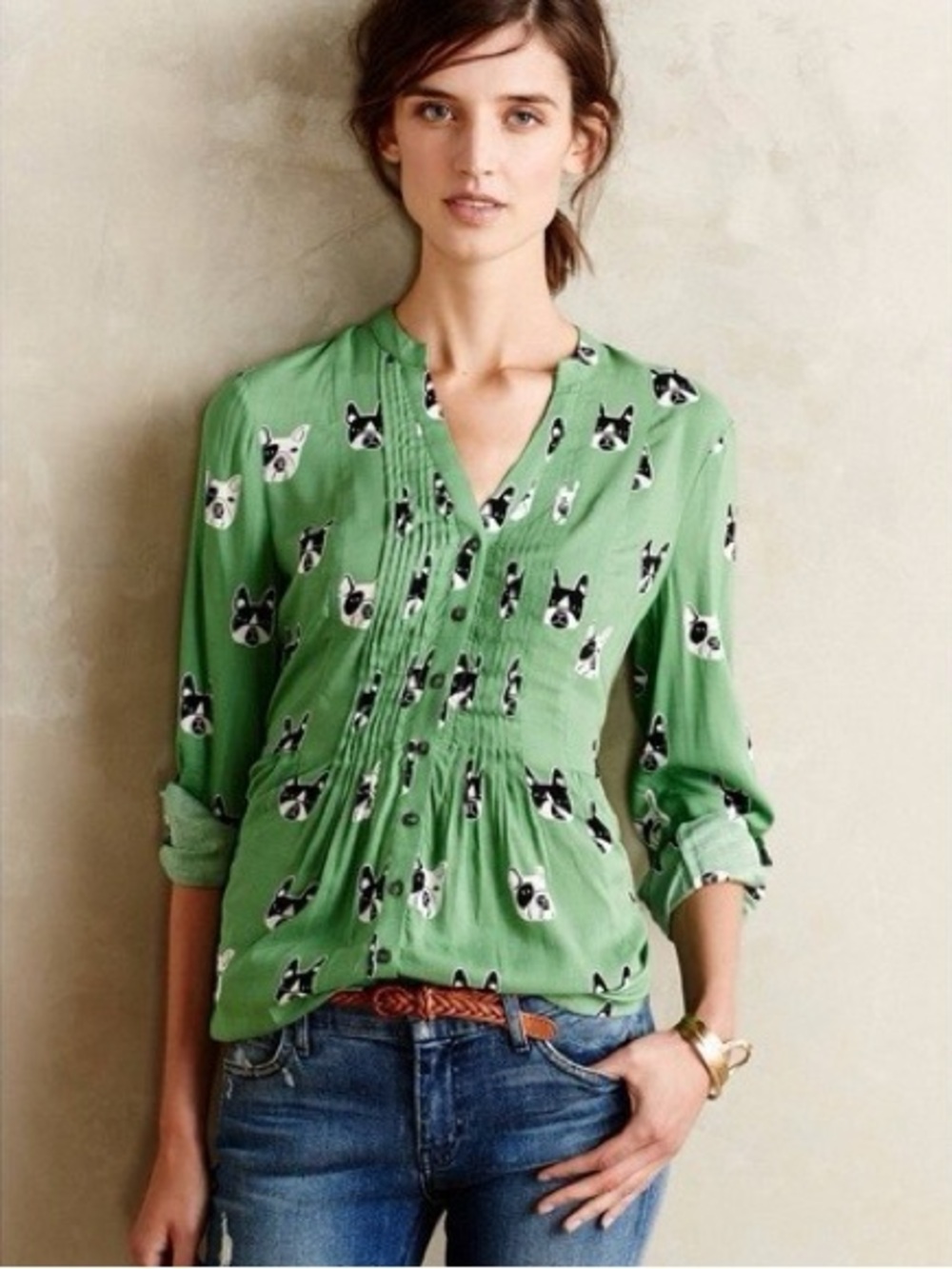Maeve by Anthropologie Composed Pintuck Buttondown Top in Green Dog Print